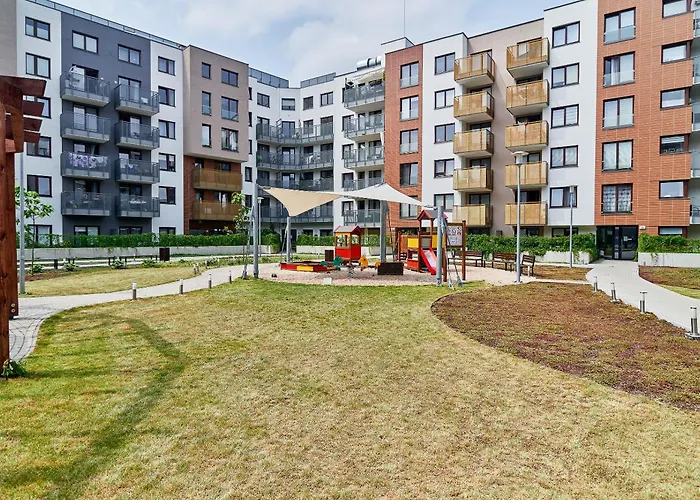 Swistackiego With Free Garage By Renters *