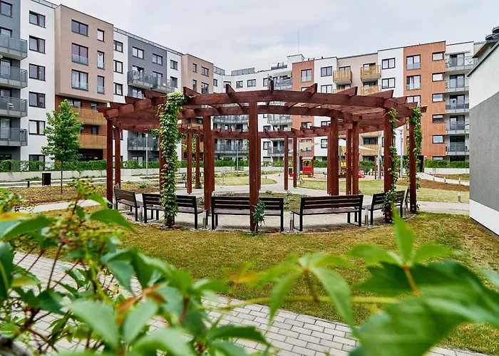 Swistackiego With Free Garage By Renters Apartamento