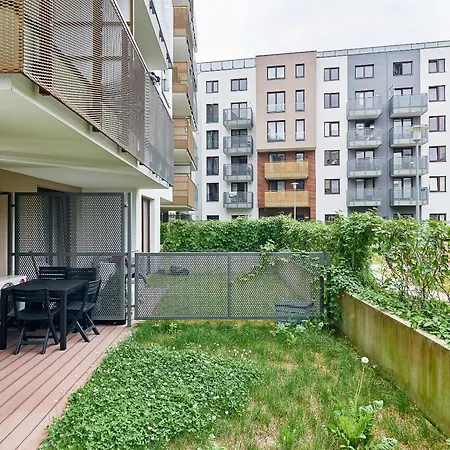 Swistackiego With Free Garage By Renters *