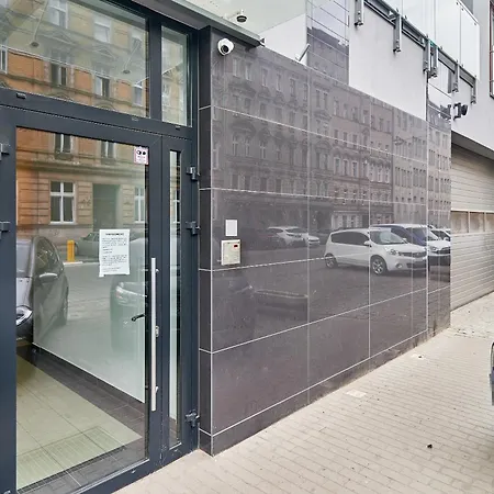 Swistackiego With Free Garage By Renters * Wroclaw